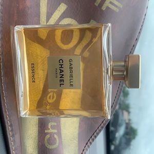Chanel Gabrielle Essence